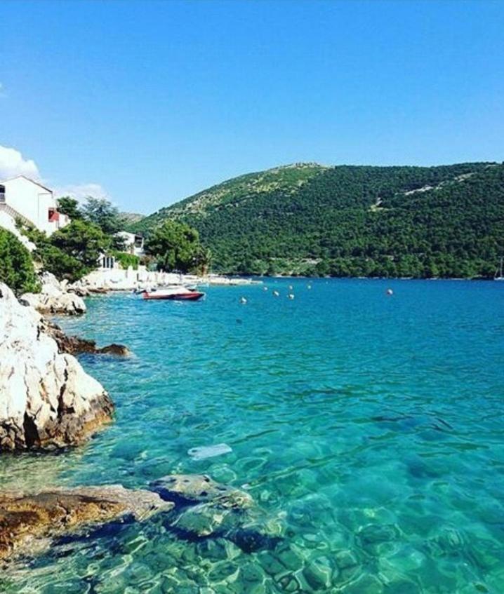 Appartamento Holiday Beach House Grebaštica Esterno foto