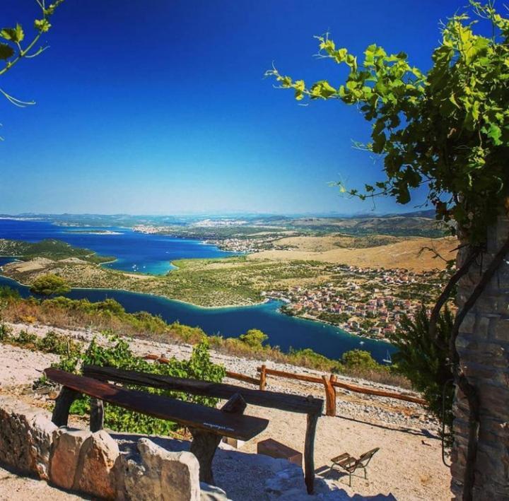 Appartamento Holiday Beach House Grebaštica Esterno foto