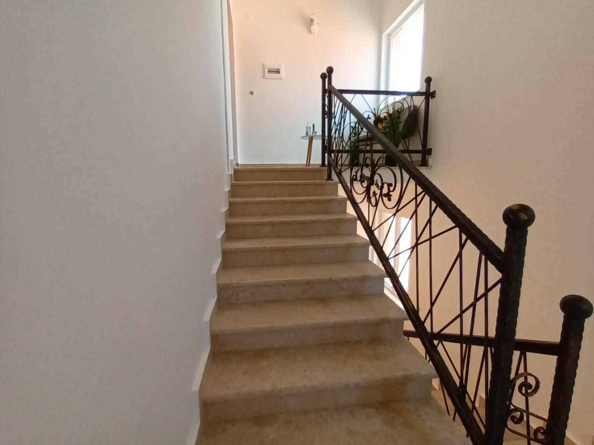 Appartamento Holiday Beach House Grebaštica Esterno foto