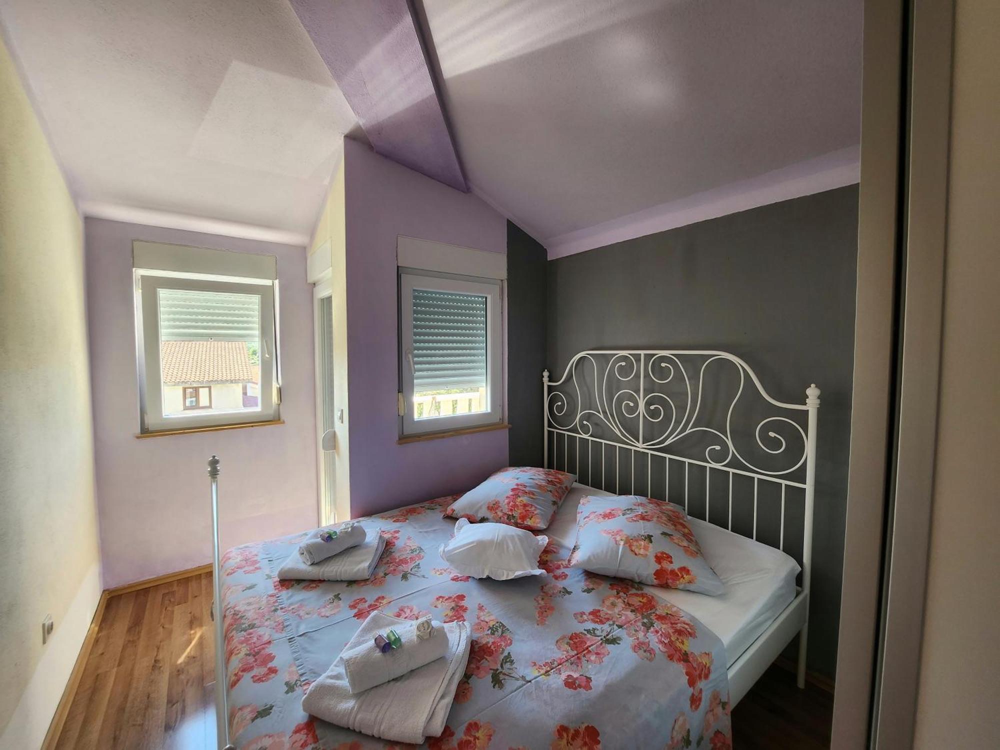 Appartamento Holiday Beach House Grebaštica Esterno foto